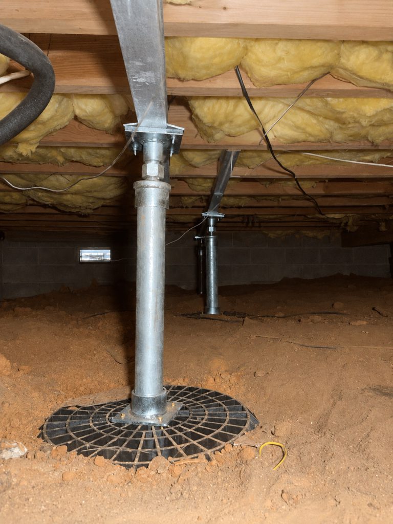 Crawl Space Support Jacks: When They Help and When They Don&rsquo;t